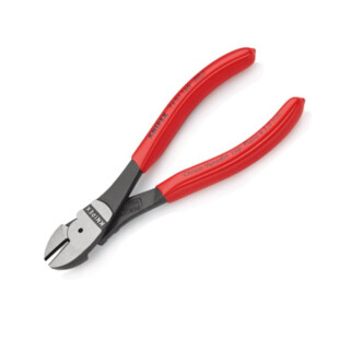 PINCE COUPANTE DE COTE A FORTE DEMULTIPLICATION Knipex