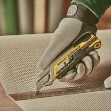 Cutter 18mm quick snap à poussoir